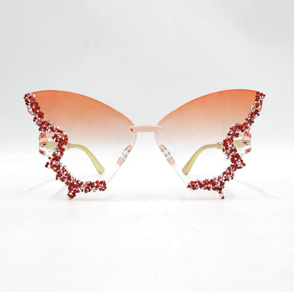 Novel diamond-encrusted butterfly-shaped sunglasses for women, fashionable and unique, bold frameless black sunglasses